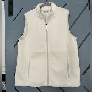 Vineyard Vines vest